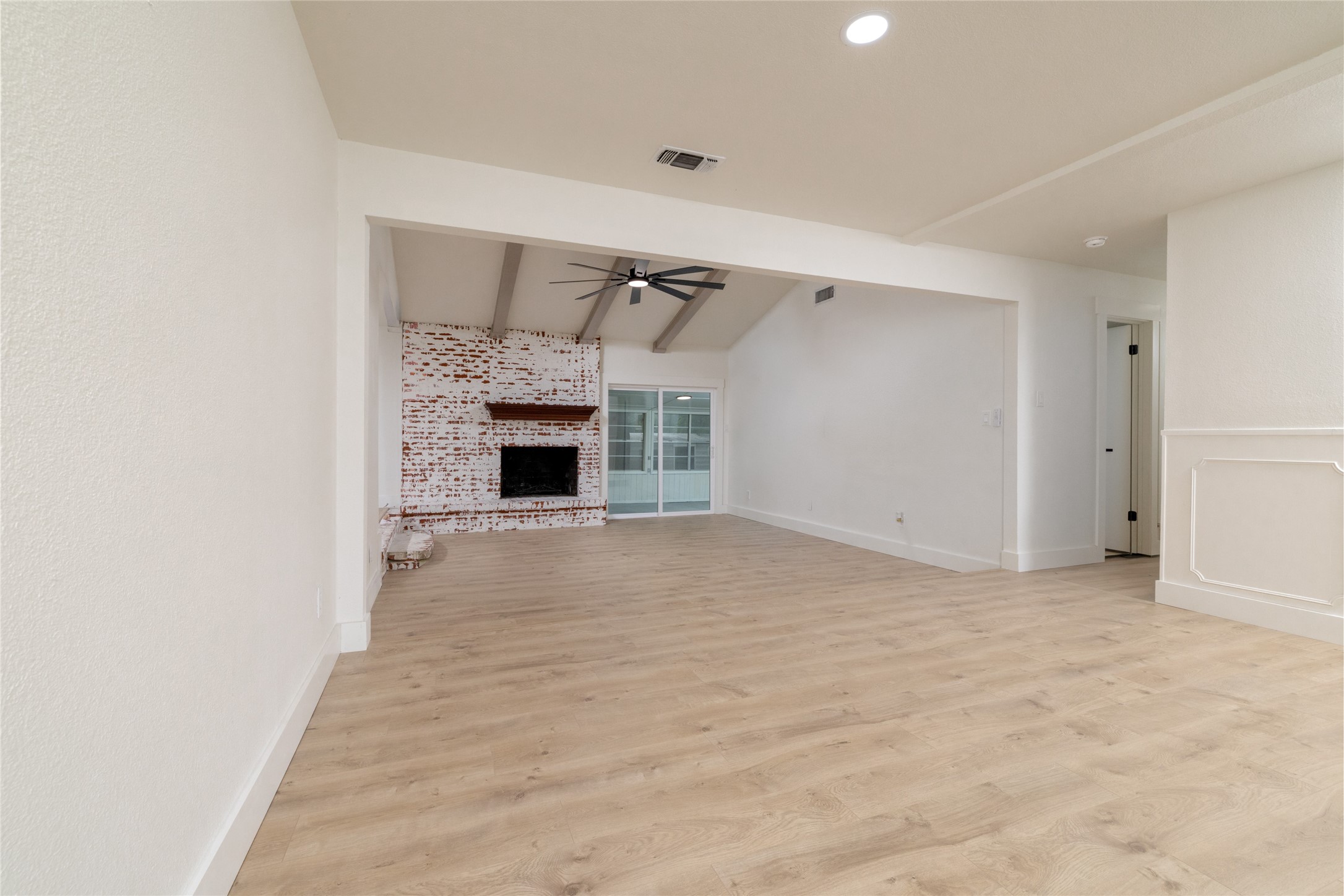 2004 York Drive Edgecliff Village TX 76134
