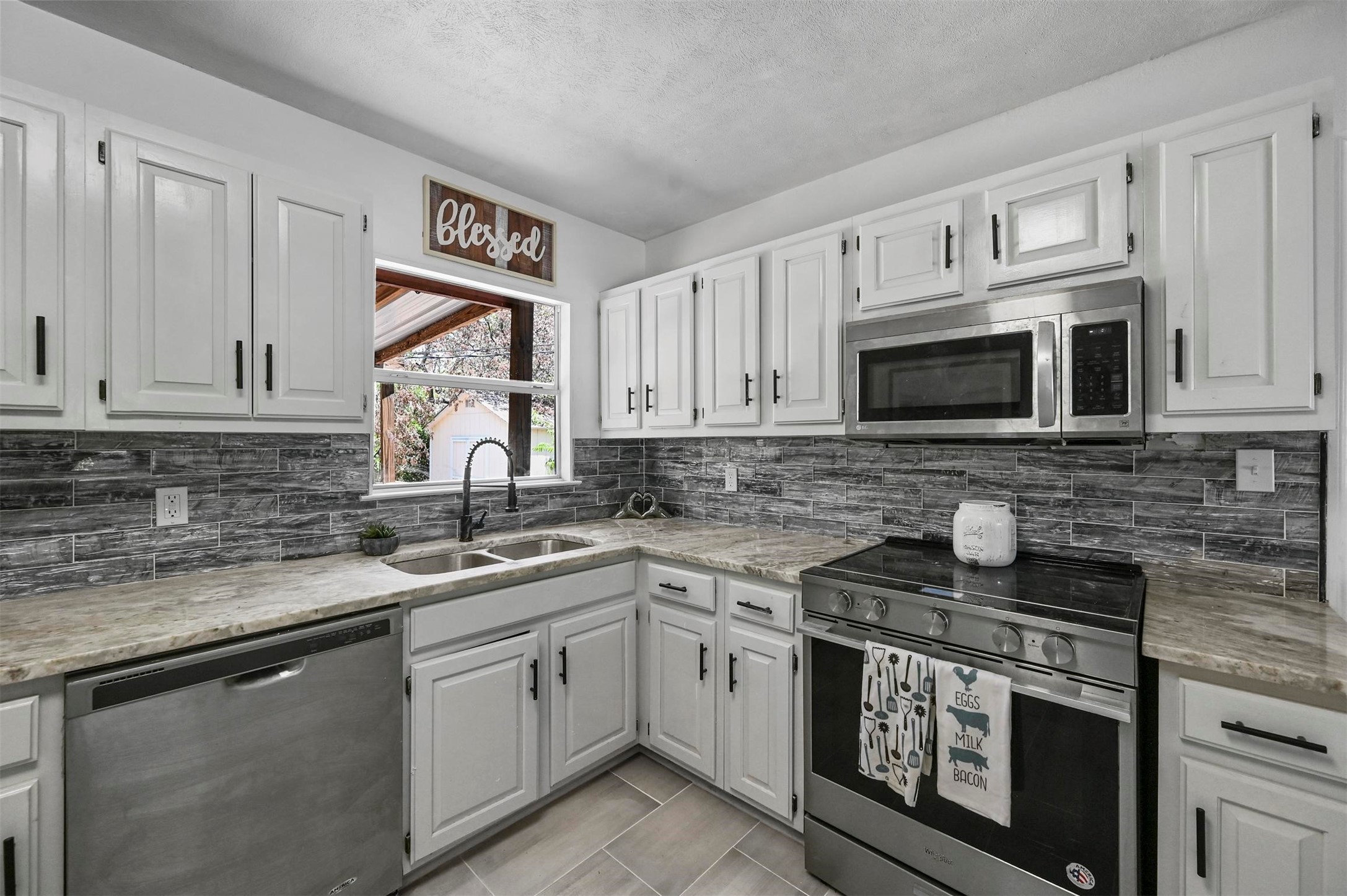 11817 Rupley Lane Dallas TX 75218