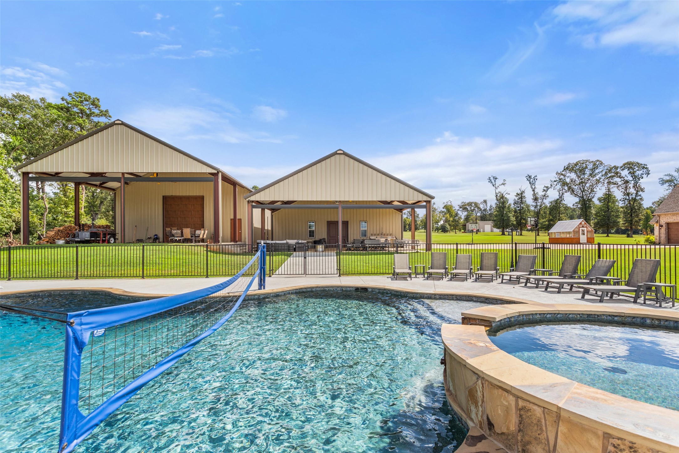 1147 Farm To Market 346 N Bullard TX 75757