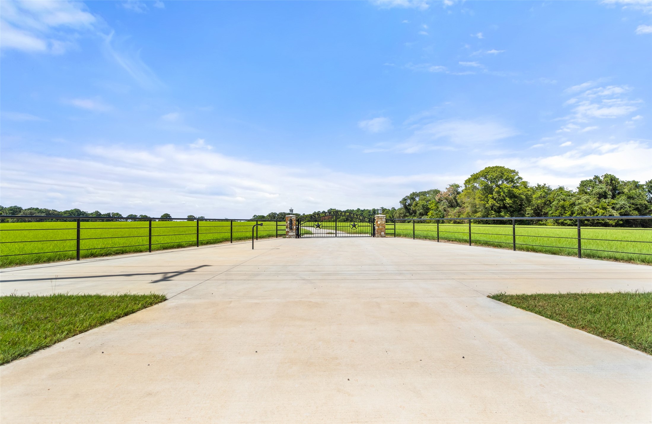 1147 Farm To Market 346 N Bullard TX 75757