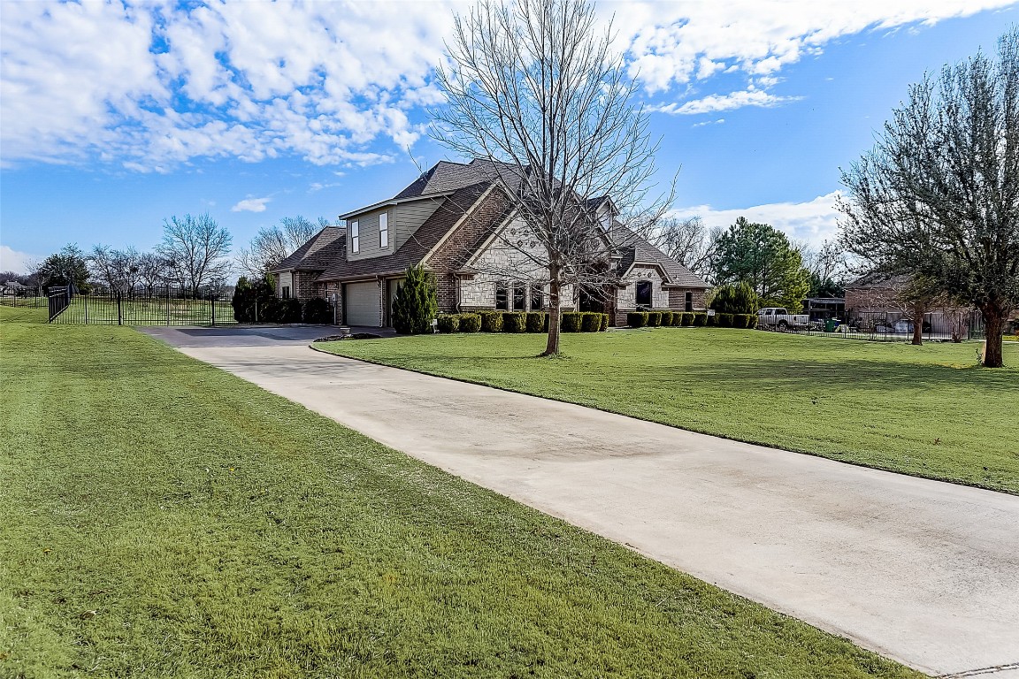 206 W Aurora Vista Trail Aurora TX 76078