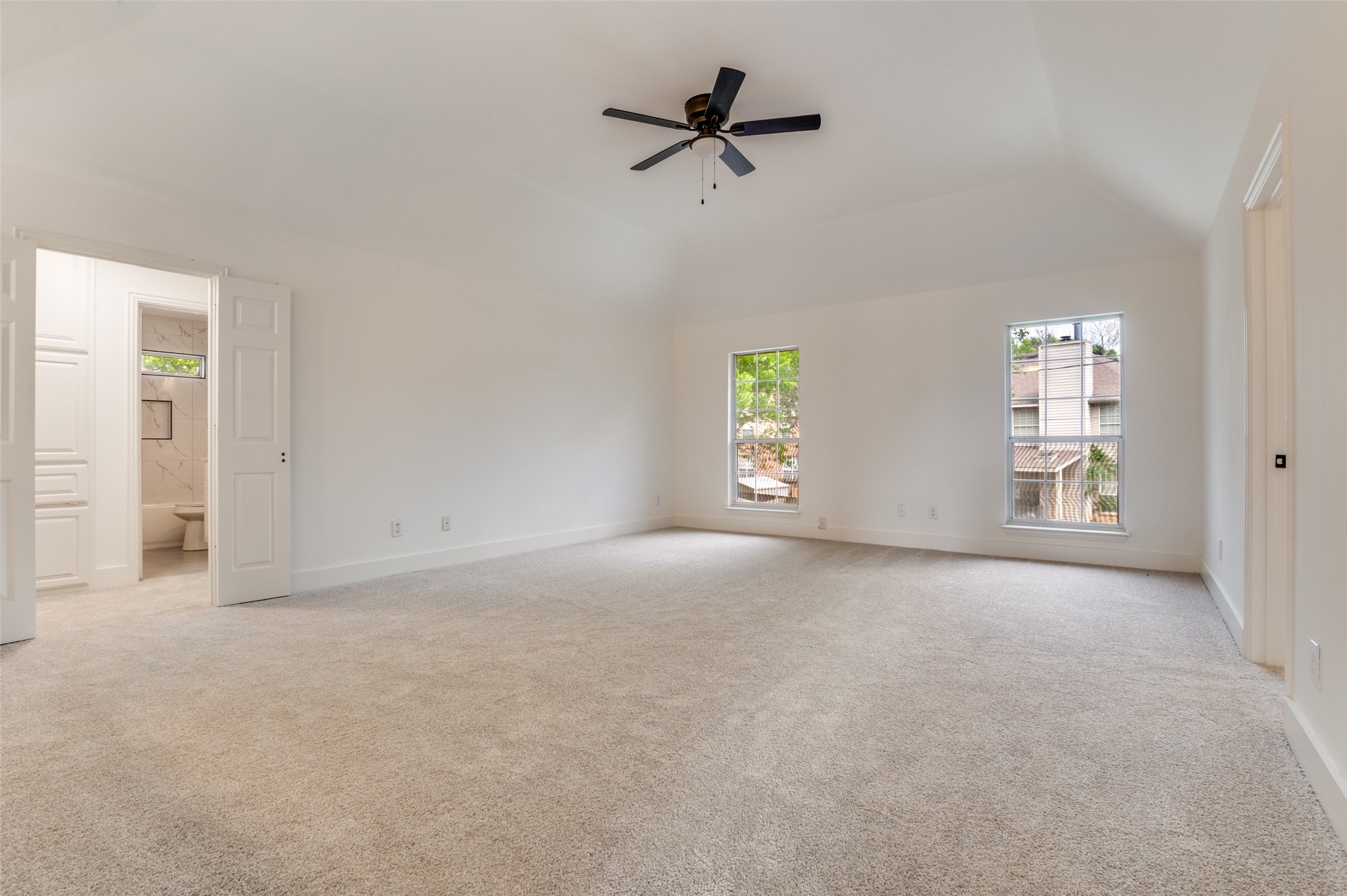 6215 Kingswood Drive Arlington TX 76001