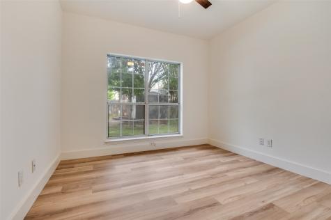 6215 Kingswood Drive Arlington TX 76001