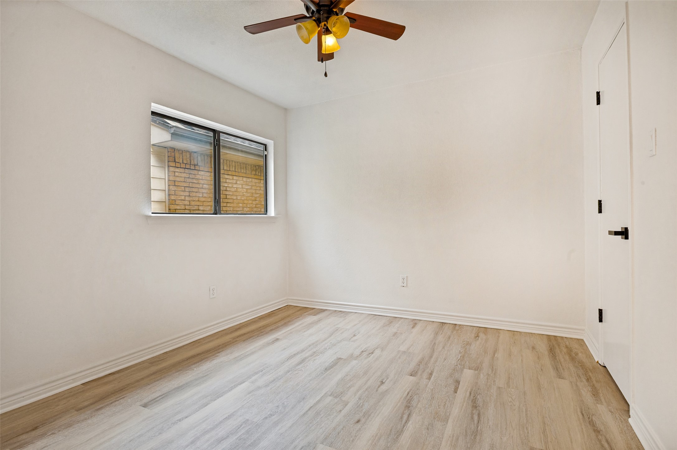 3524 Sweet Bedford TX 76021