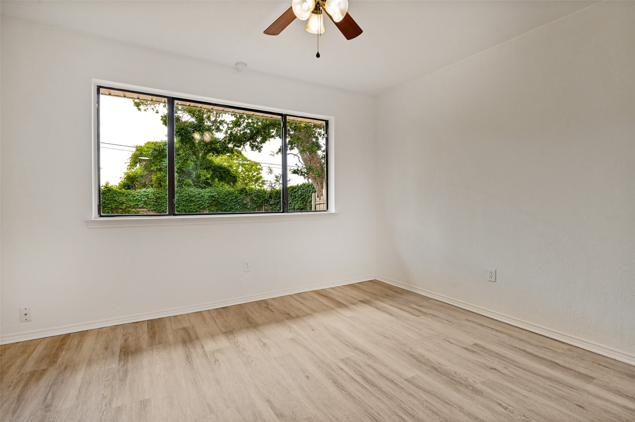 3524 Sweet Bedford TX 76021