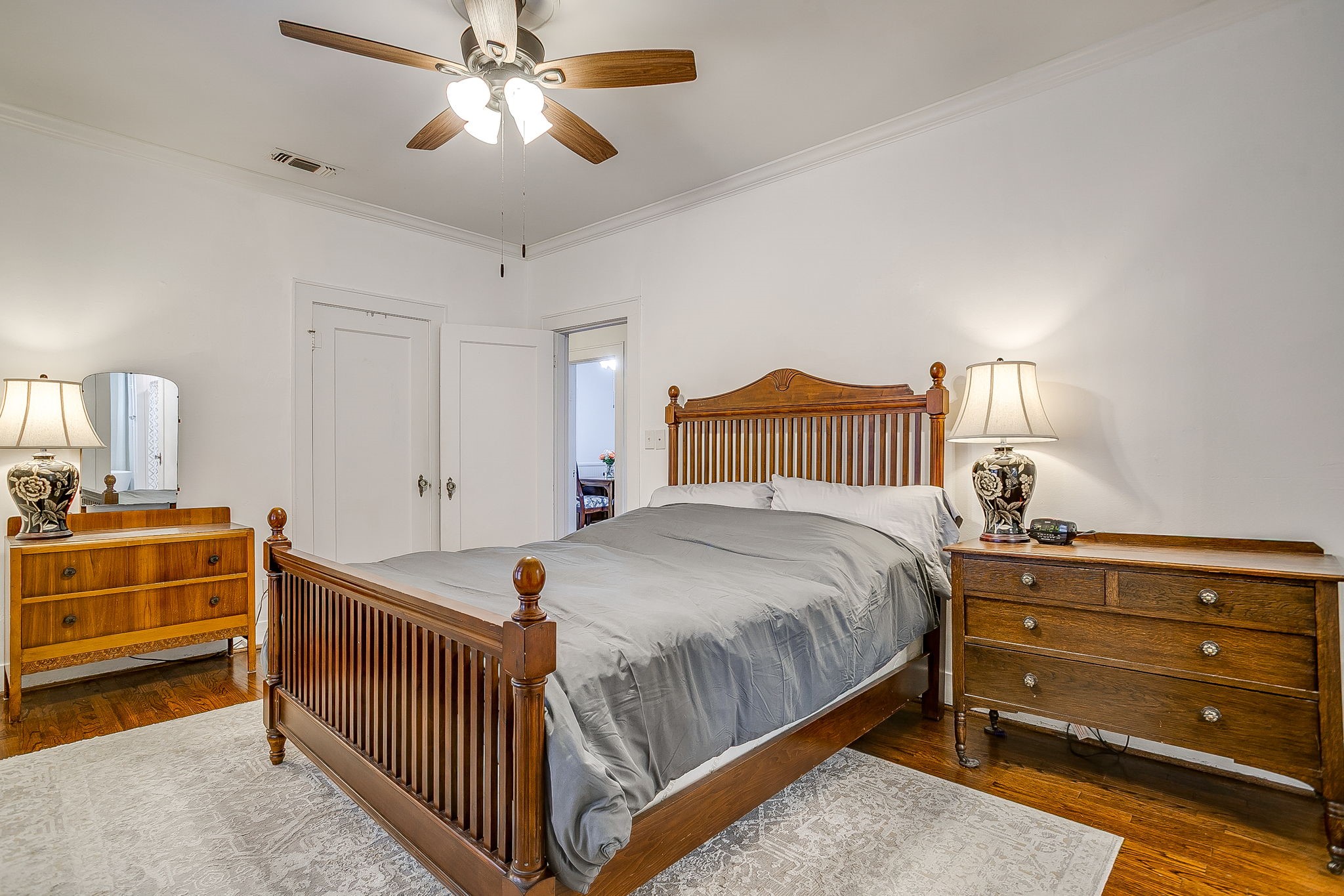 2119 Stanley Avenue Fort Worth TX 76110