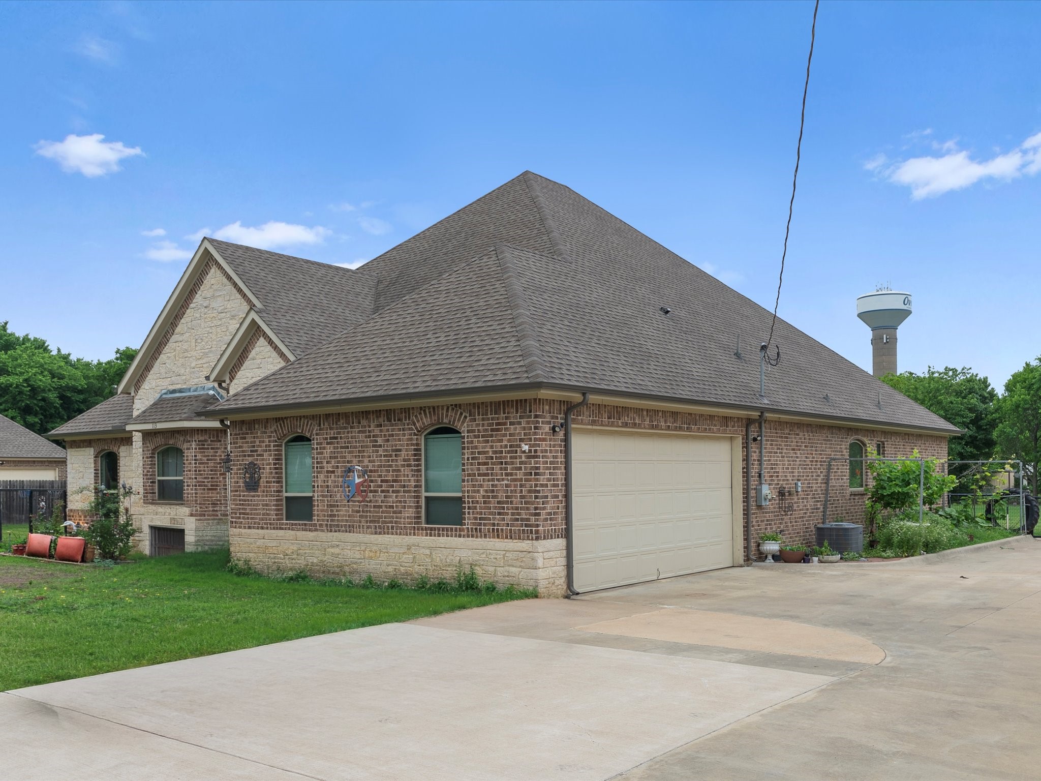 113 Silverwood Drive Ovilla TX 75154
