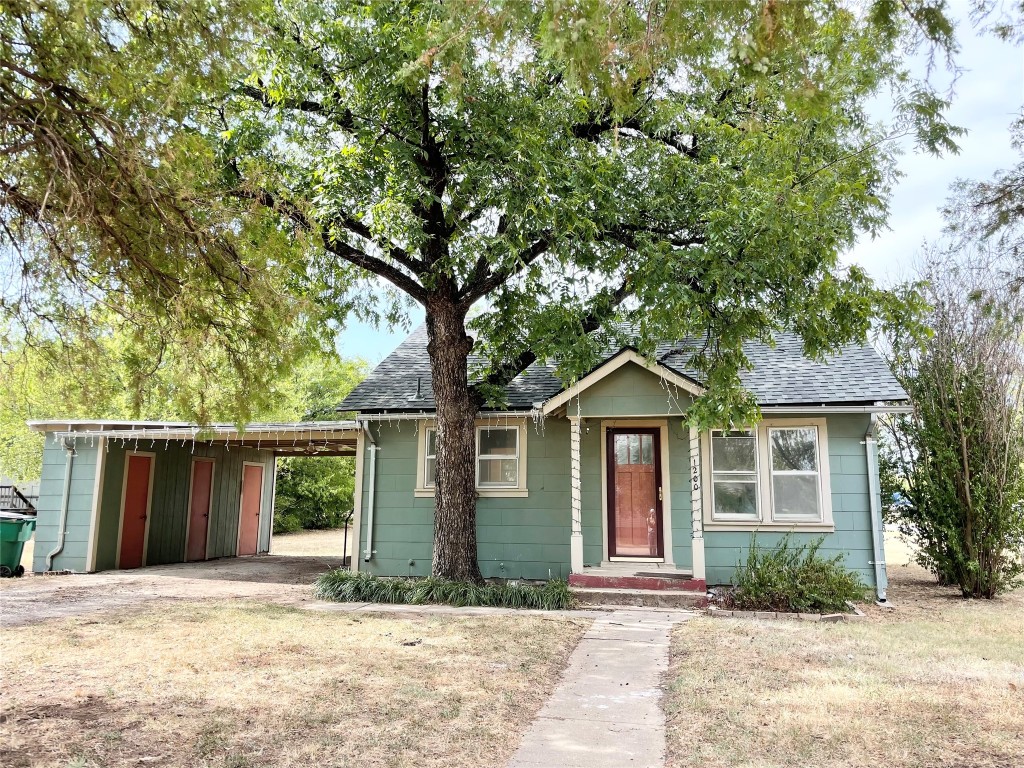 1200 Remington Street Graham TX 76450