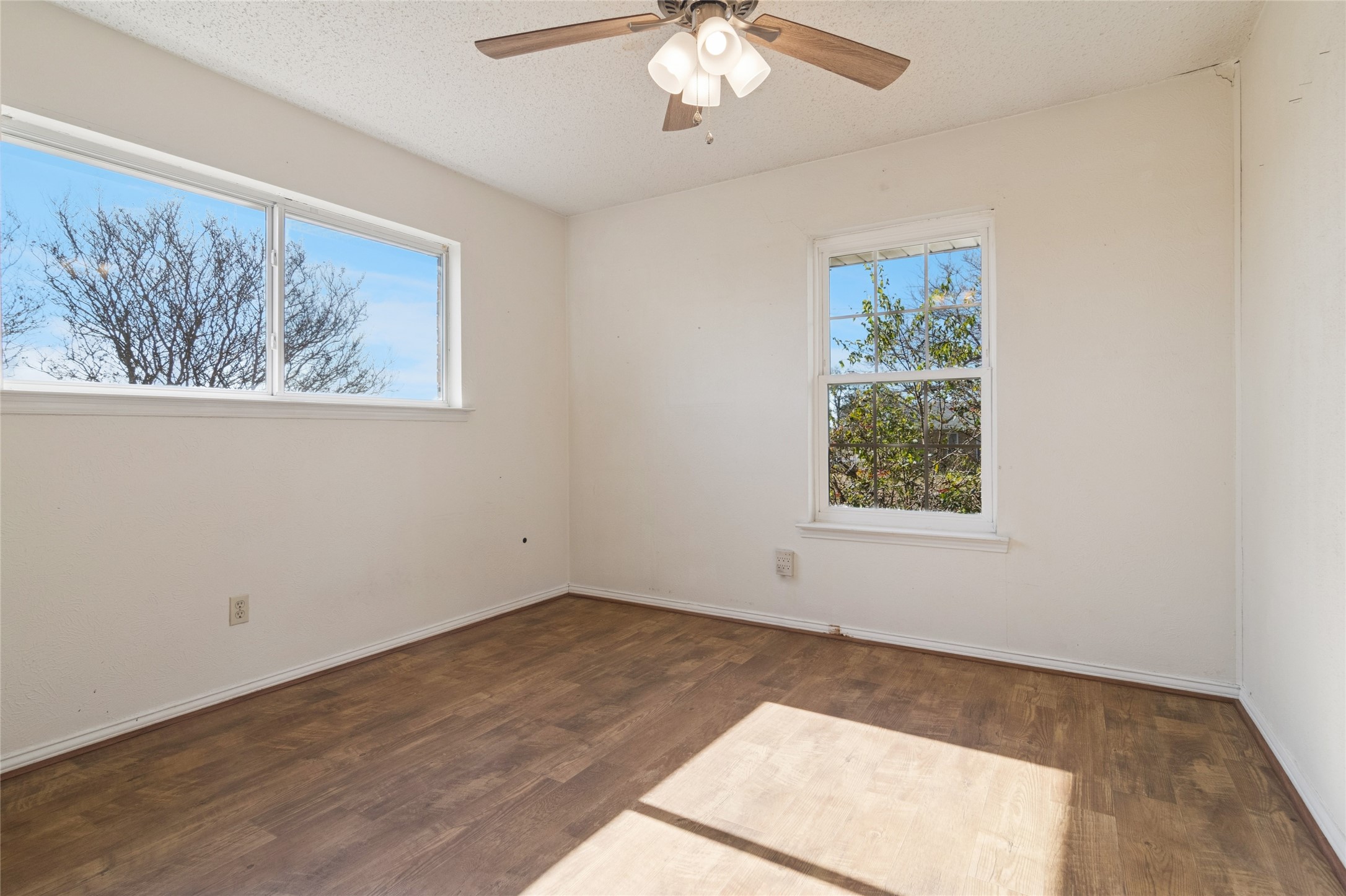 941 Maple Street Howe TX 75459