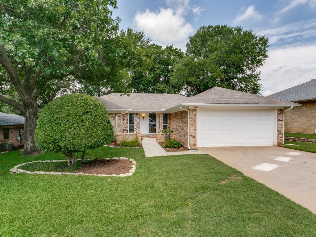 1605 Bedford Oaks Drive Bedford TX 76021