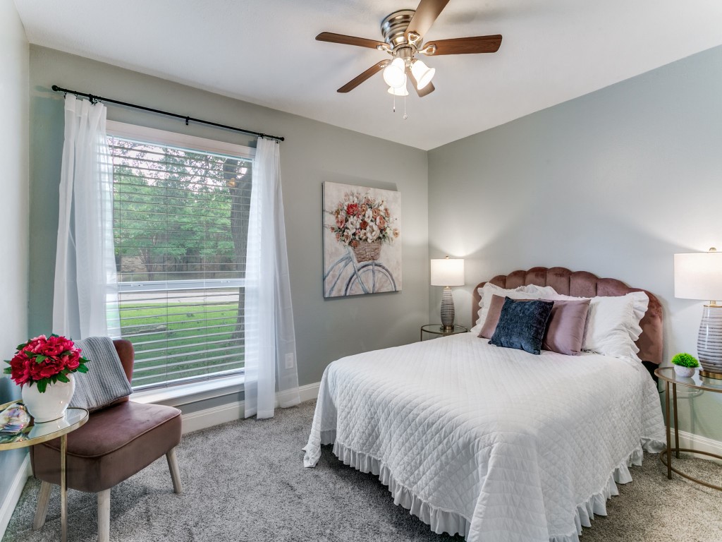 1605 Bedford Oaks Drive Bedford TX 76021