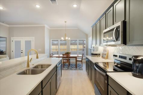 512 Courtney Drive Sherman TX 75092