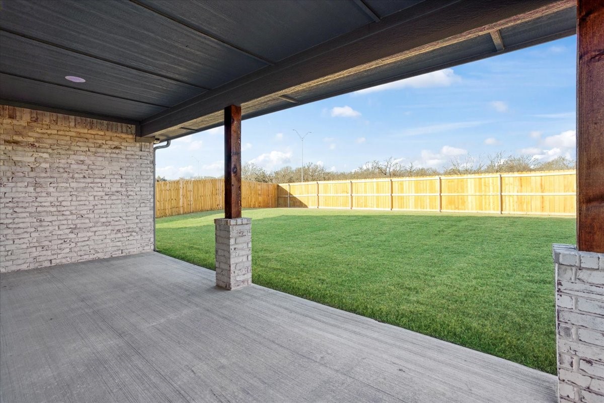 512 Courtney Drive Sherman TX 75092