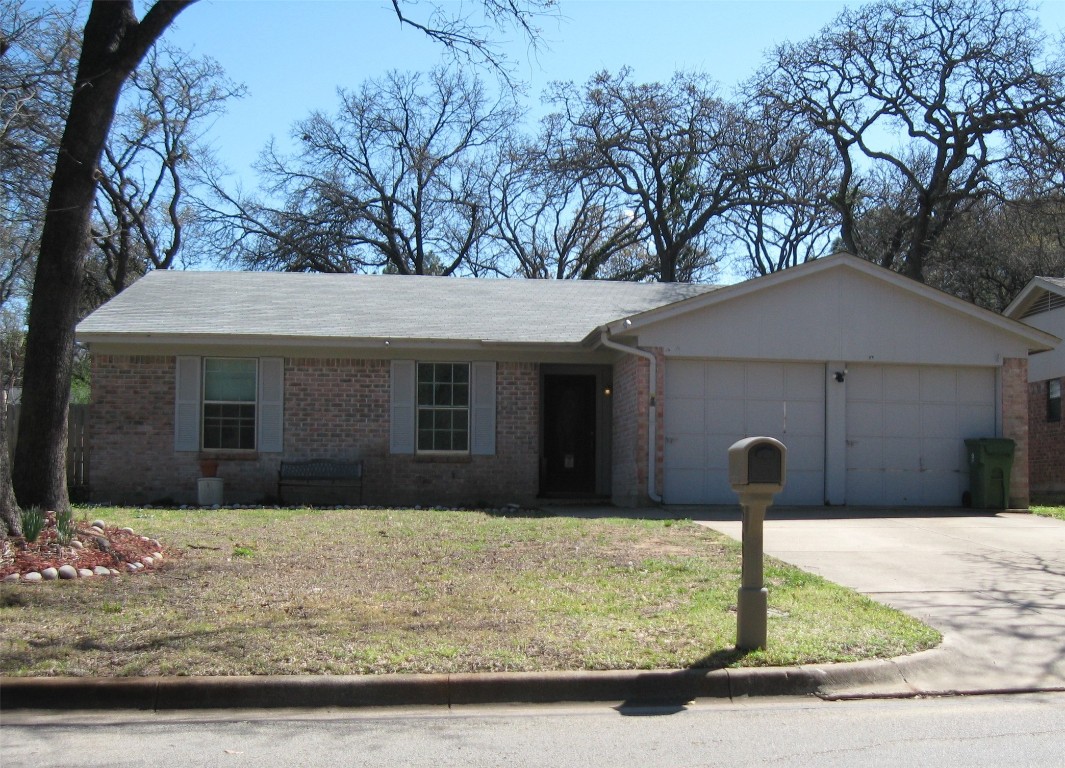 5604 Woodhollow Drive Arlington TX 76016