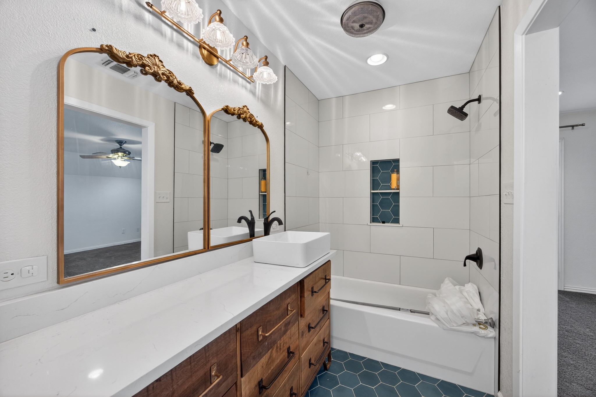 6775 Silver Creek Azle Road Azle TX 76020