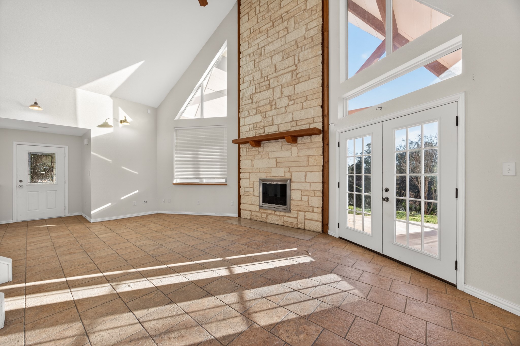 6775 Silver Creek Azle Road Azle TX 76020