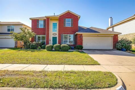 413 Deer Lake Drive Fort Worth TX 76140