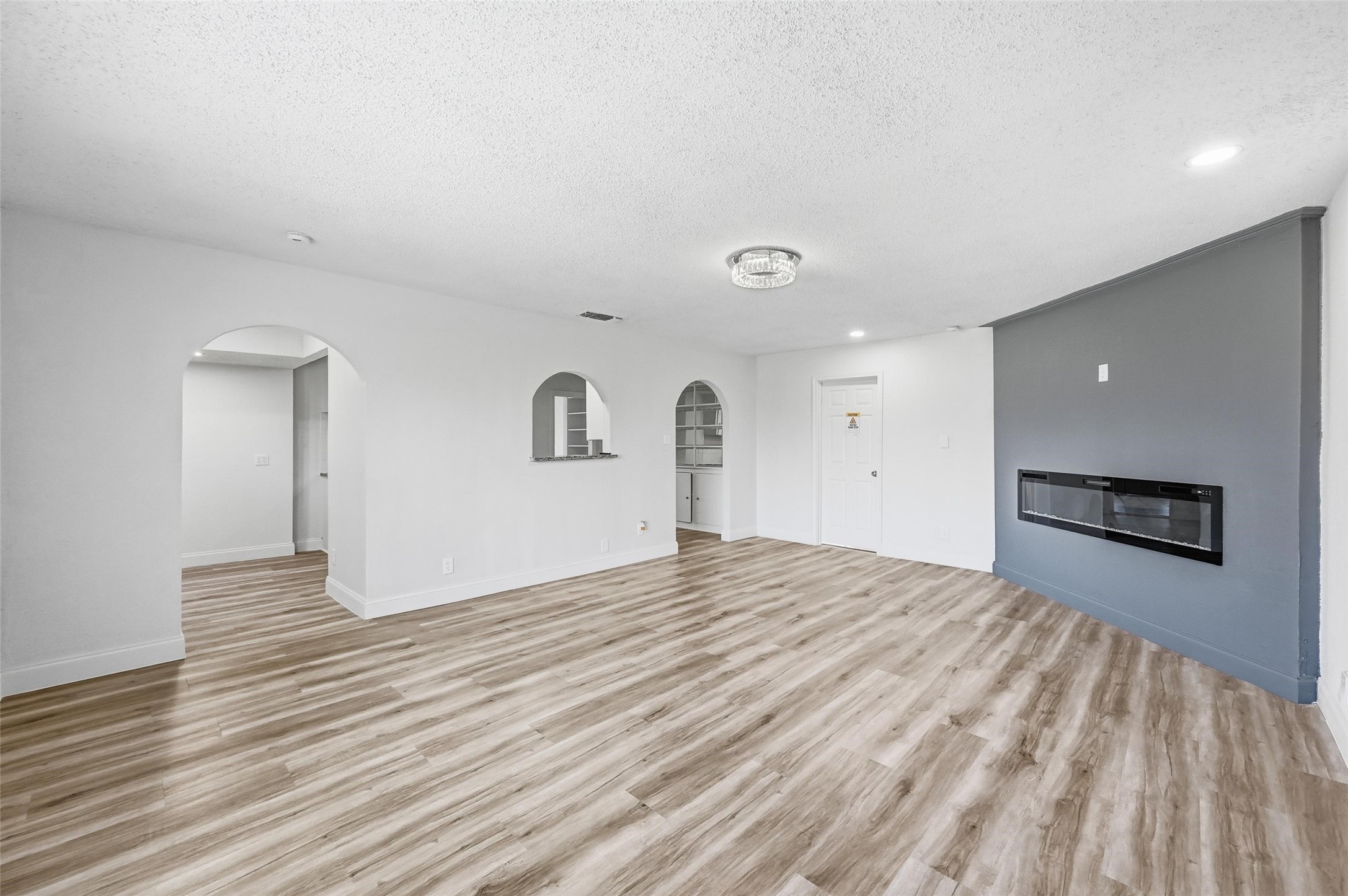 2813 La Monde Terrace Sansom Park TX 76114