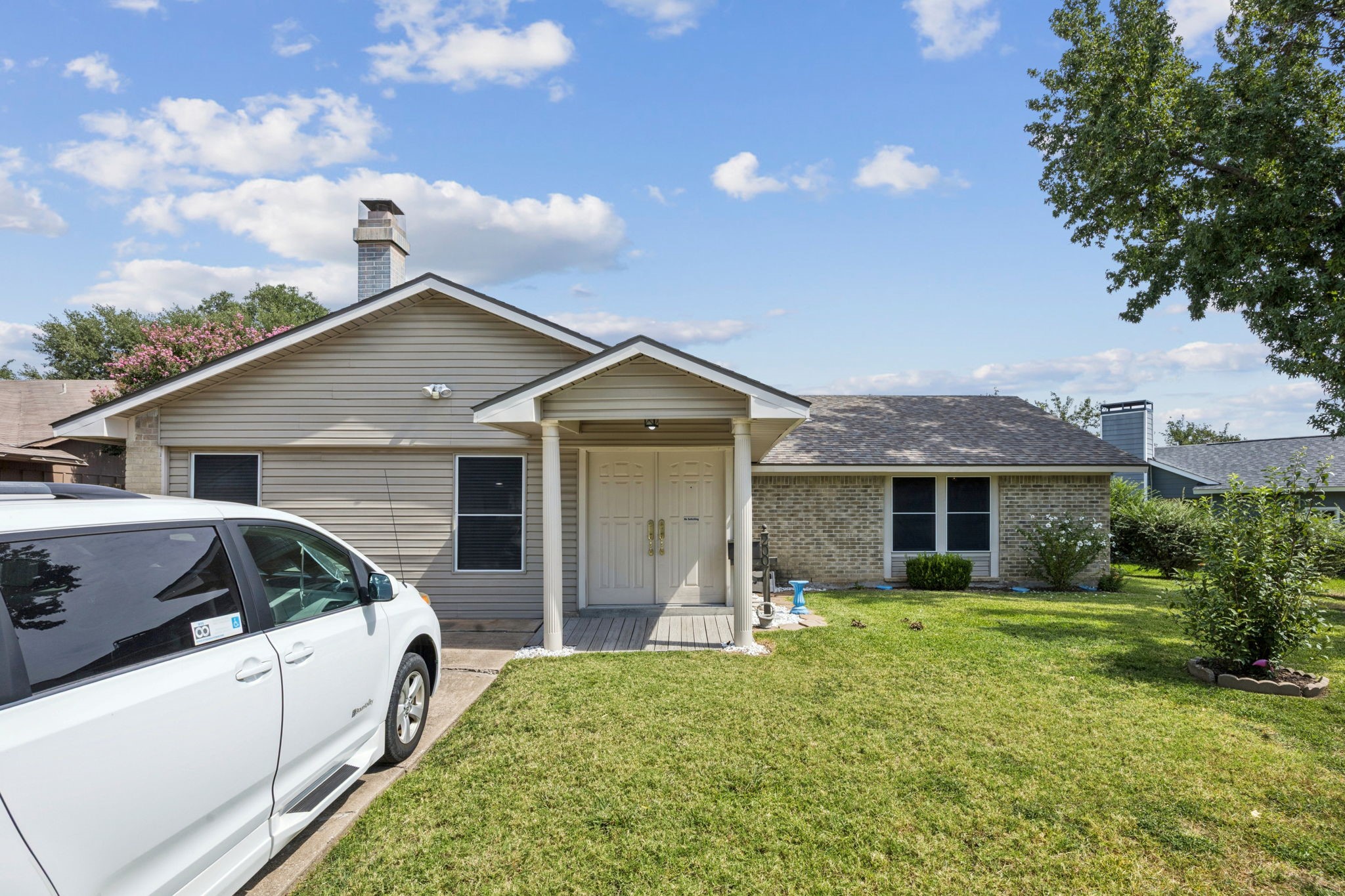 2007 Shenandoah Drive Carrollton TX 75007
