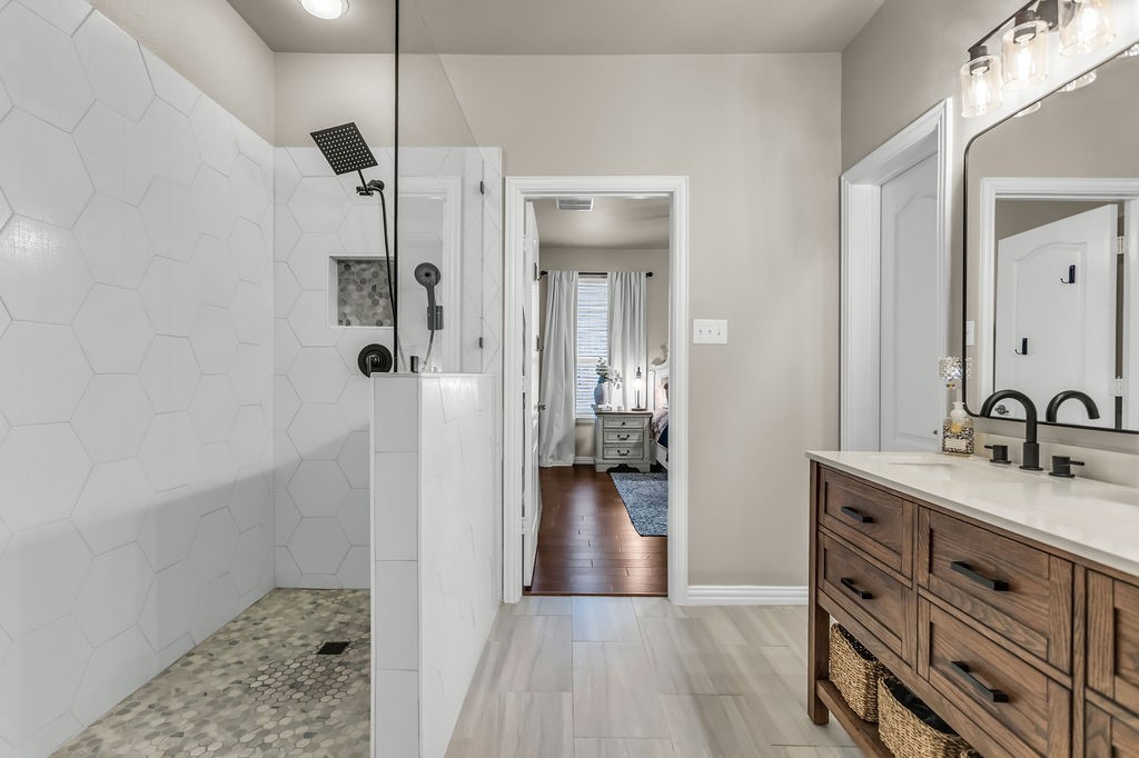 612 Sundrop Drive Little Elm TX 75068