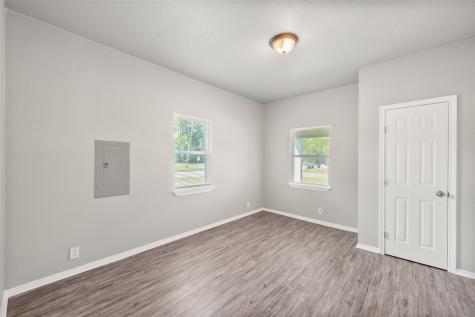 517 S 3rd Street Corsicana TX 75110