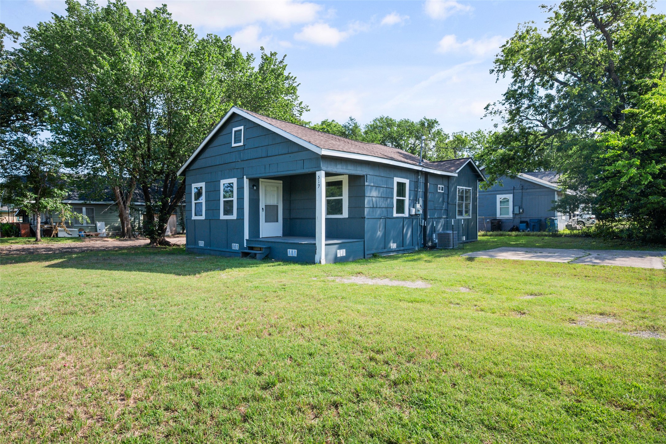 517 S 3rd Street Corsicana TX 75110