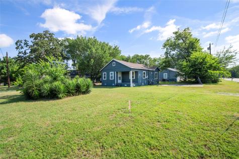 517 S 3rd Street Corsicana TX 75110