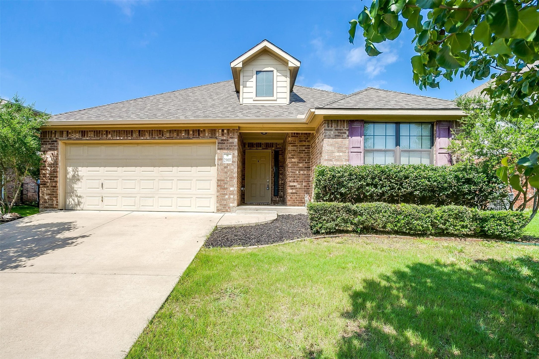 2908 Shoreline Drive Burleson TX 76028