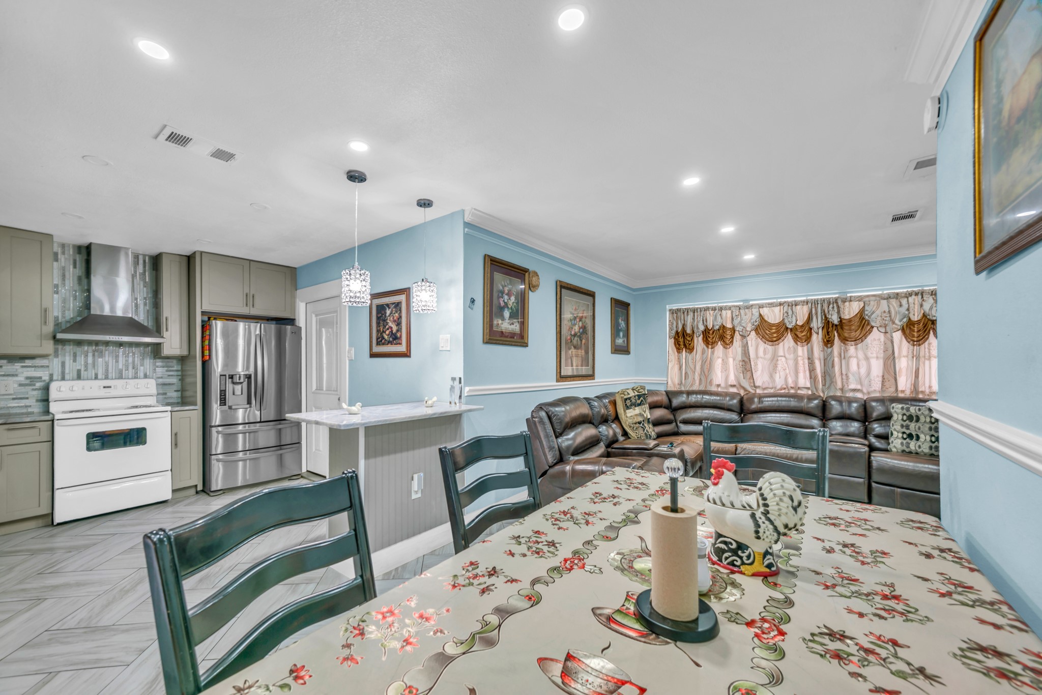 1614 Briarwood Lane Irving TX 75061