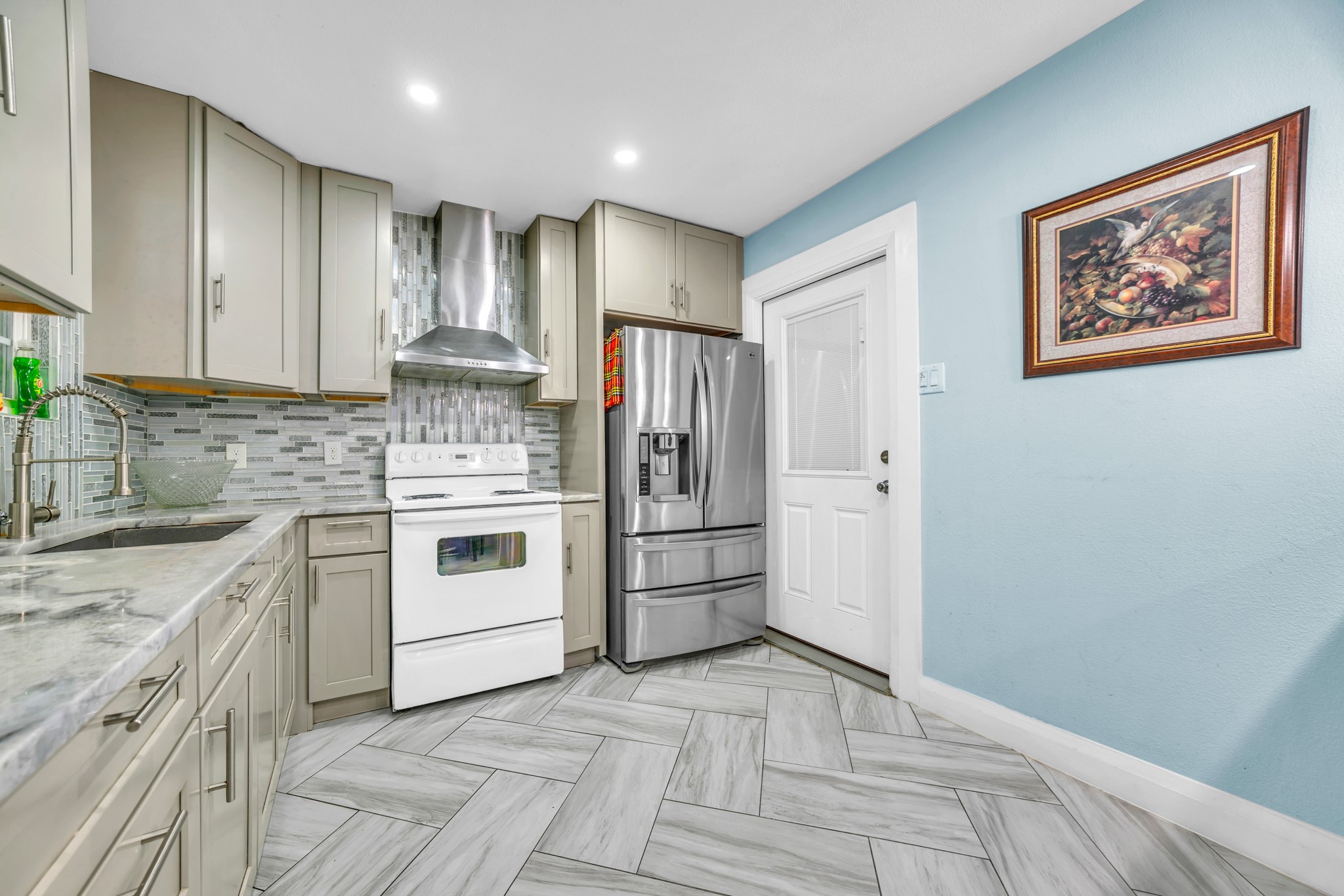 1614 Briarwood Lane Irving TX 75061