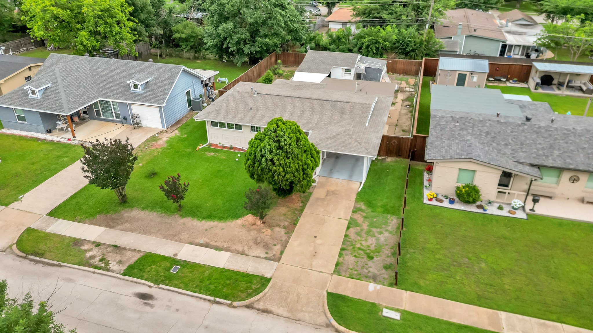 1614 Briarwood Lane Irving TX 75061