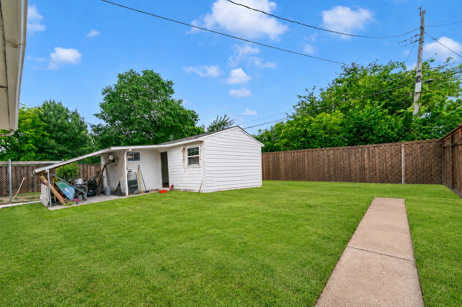 1614 Briarwood Lane Irving TX 75061