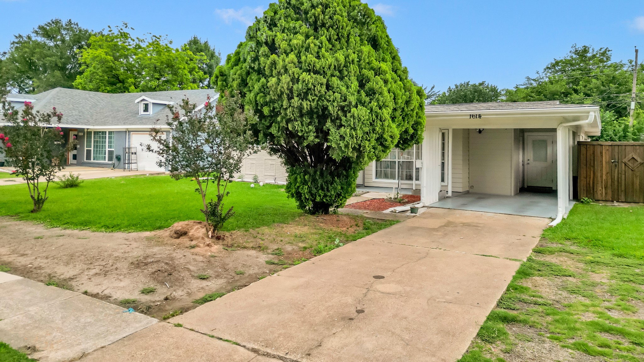 1614 Briarwood Lane Irving TX 75061