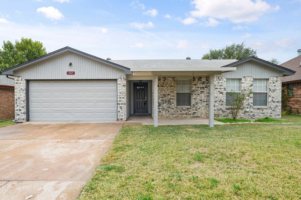 222 Freedom Lane Arlington TX 76002