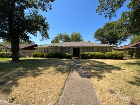 5645 Elm Valley Lane Dallas TX 75232