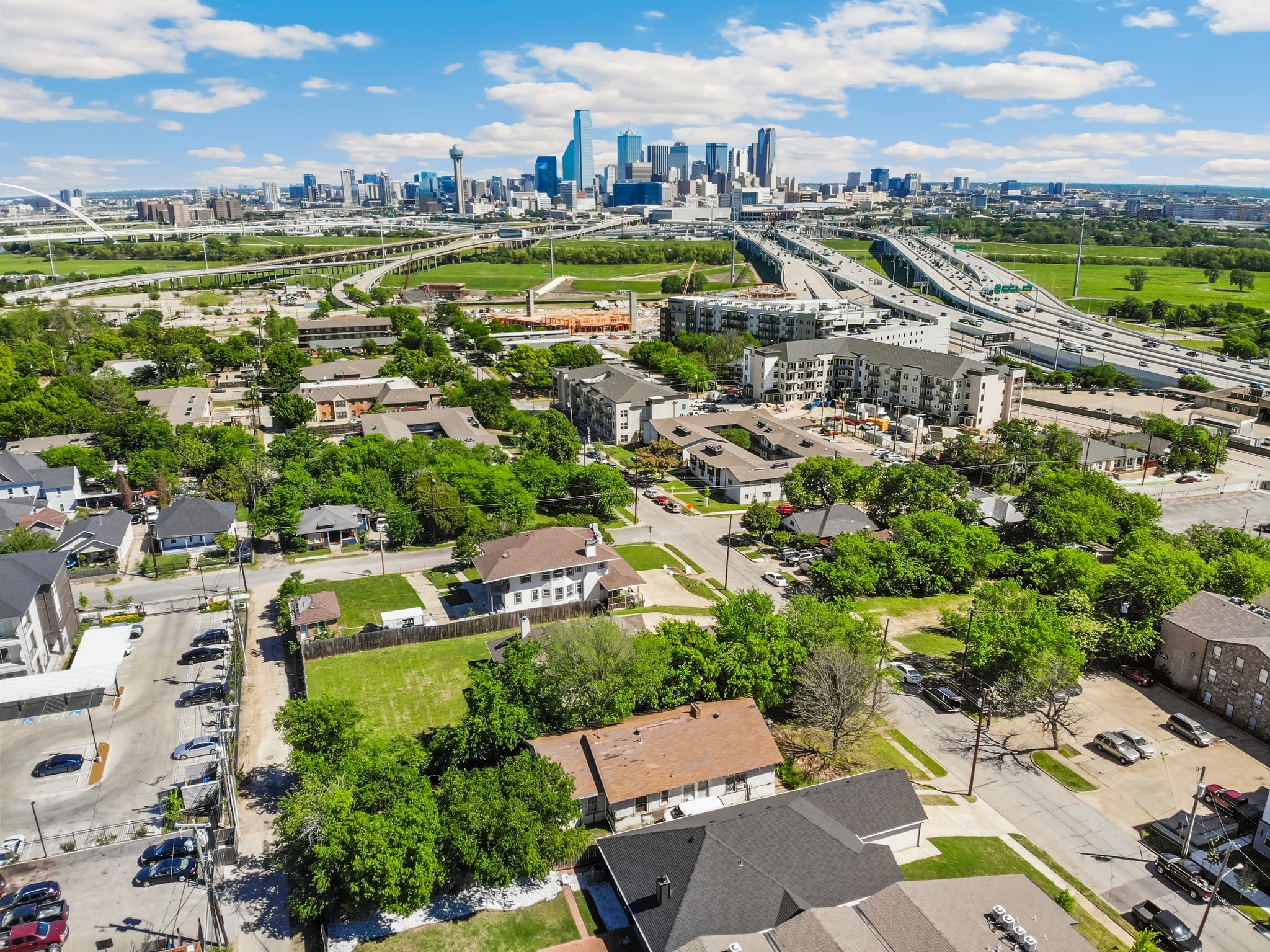613 N Ewing Avenue Dallas TX 75203