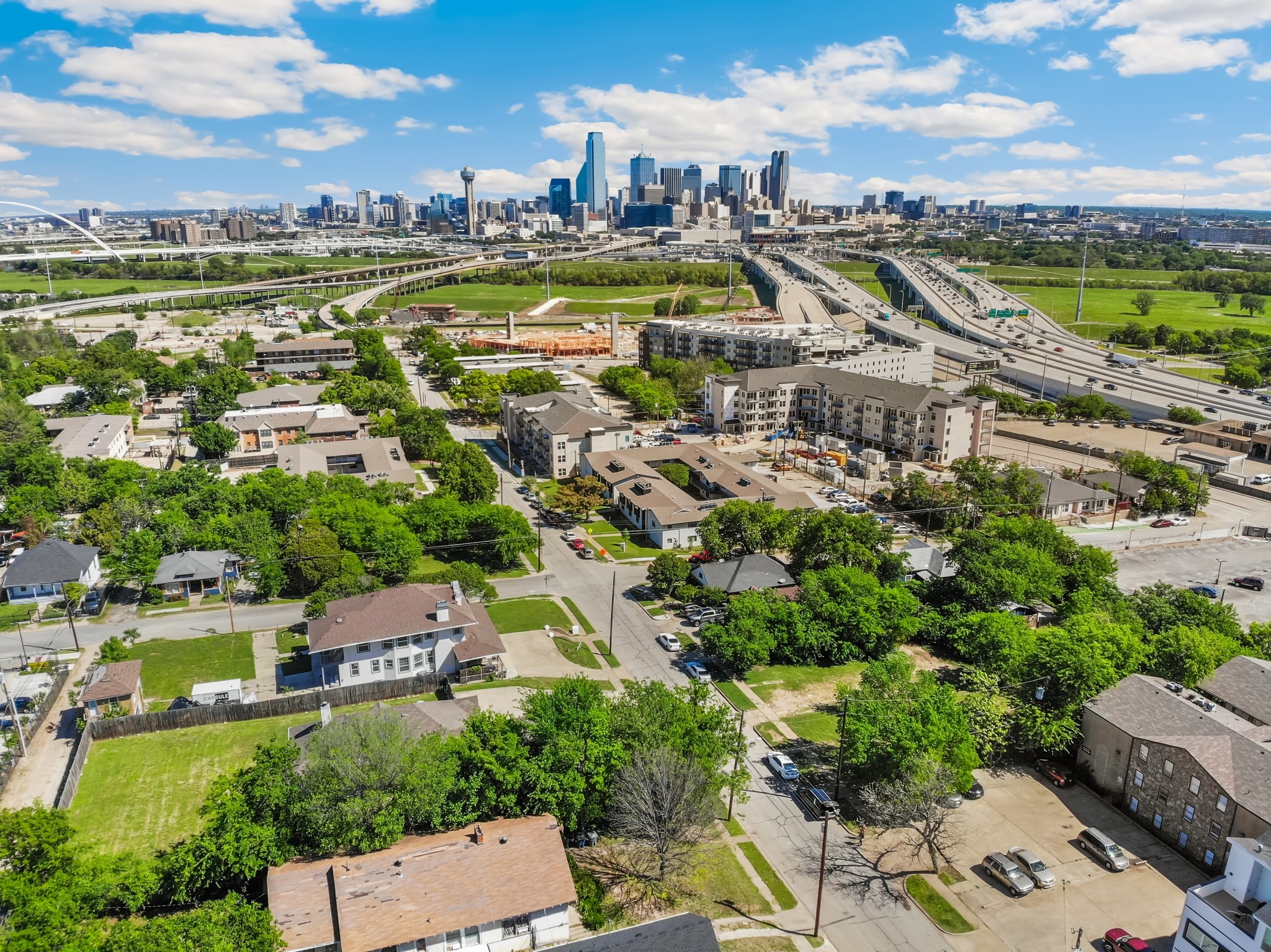 613 N Ewing Avenue Dallas TX 75203