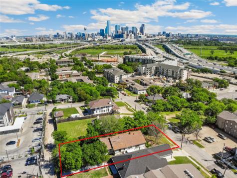 613 N Ewing Avenue Dallas TX 75203
