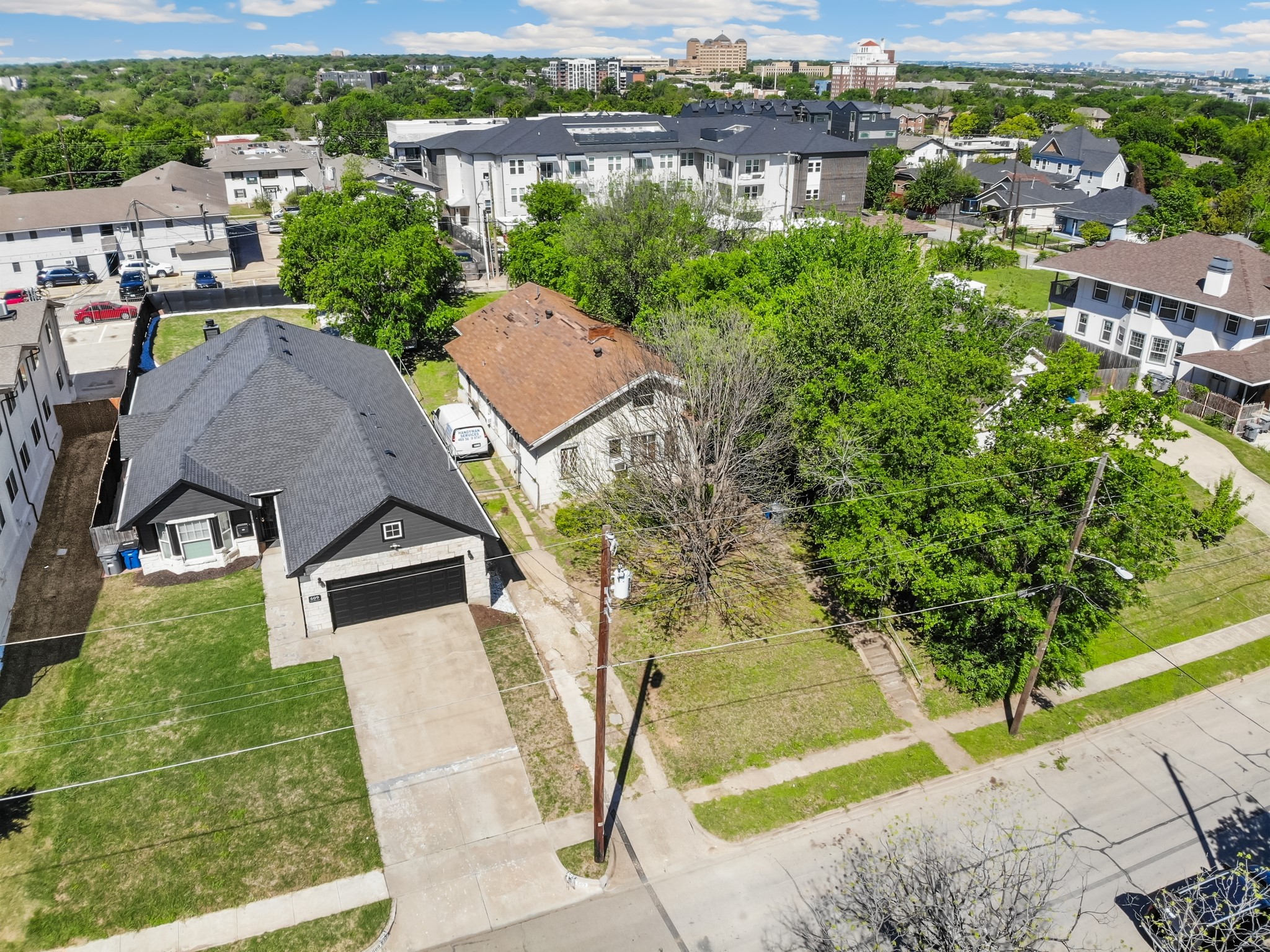613 N Ewing Avenue Dallas TX 75203