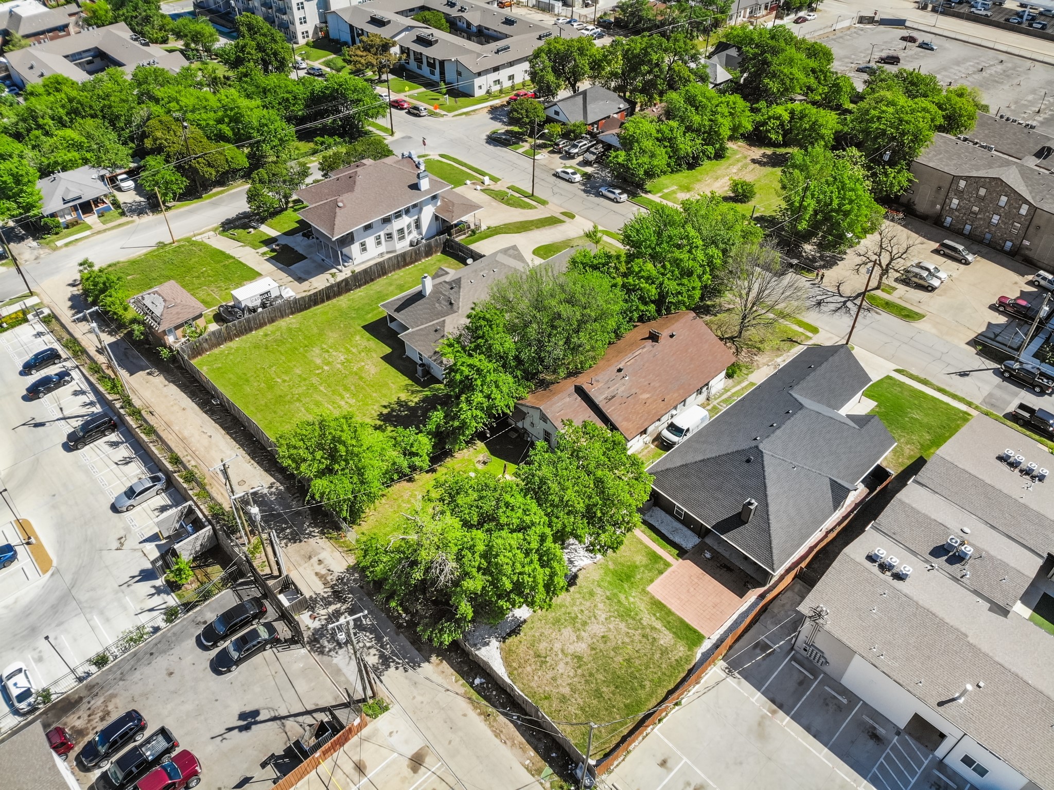 613 N Ewing Avenue Dallas TX 75203