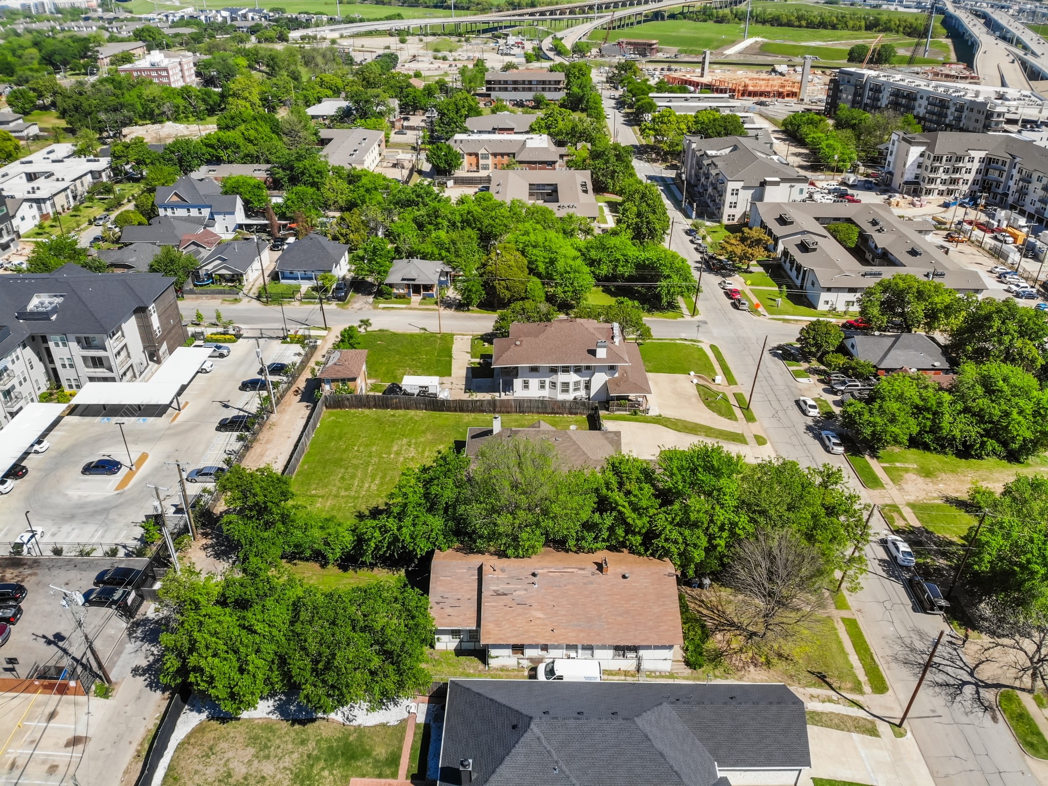 613 N Ewing Avenue Dallas TX 75203