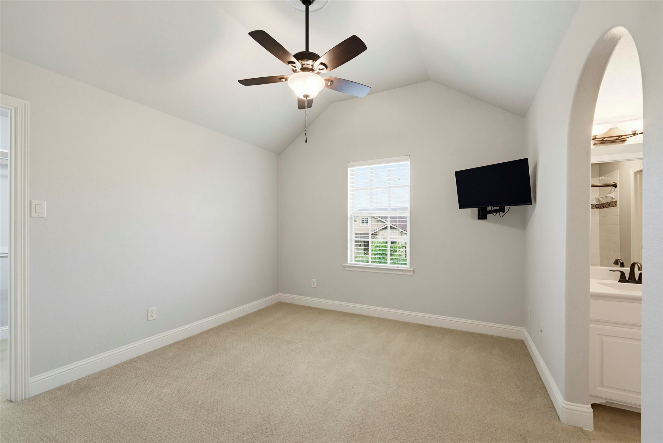 2201 Austin Waters Carrollton TX 75010