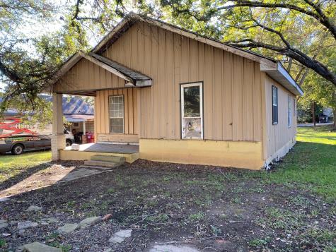 409 N Main Street Grand Saline TX 75140