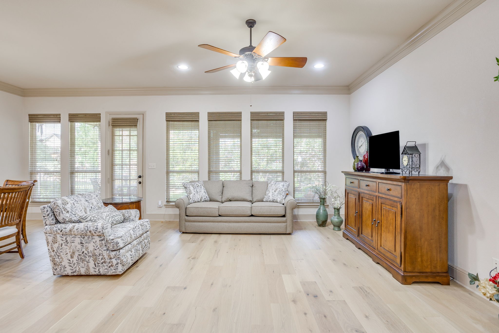 2304 Marseilles Court Granbury TX 76048