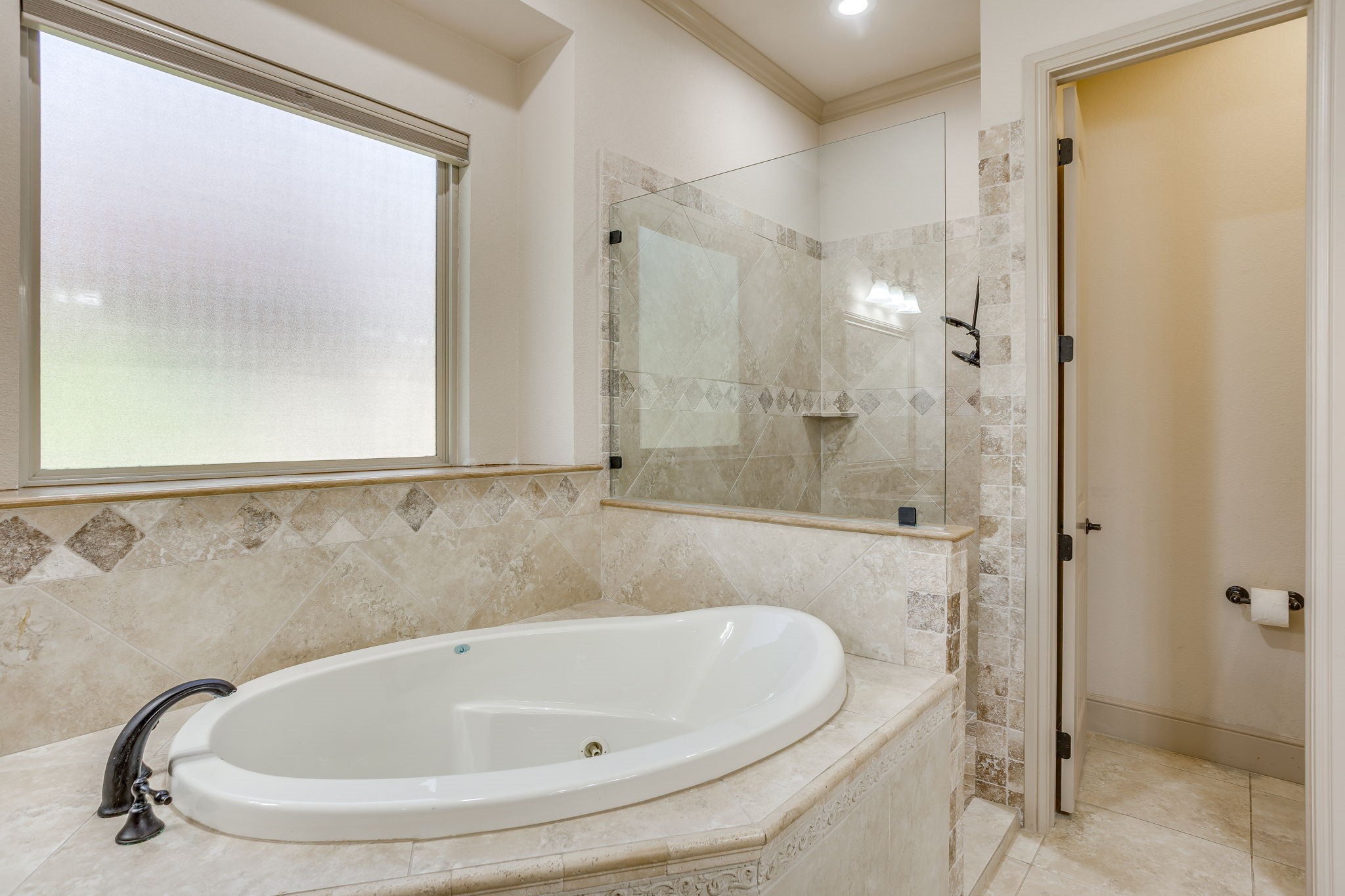 2304 Marseilles Court Granbury TX 76048