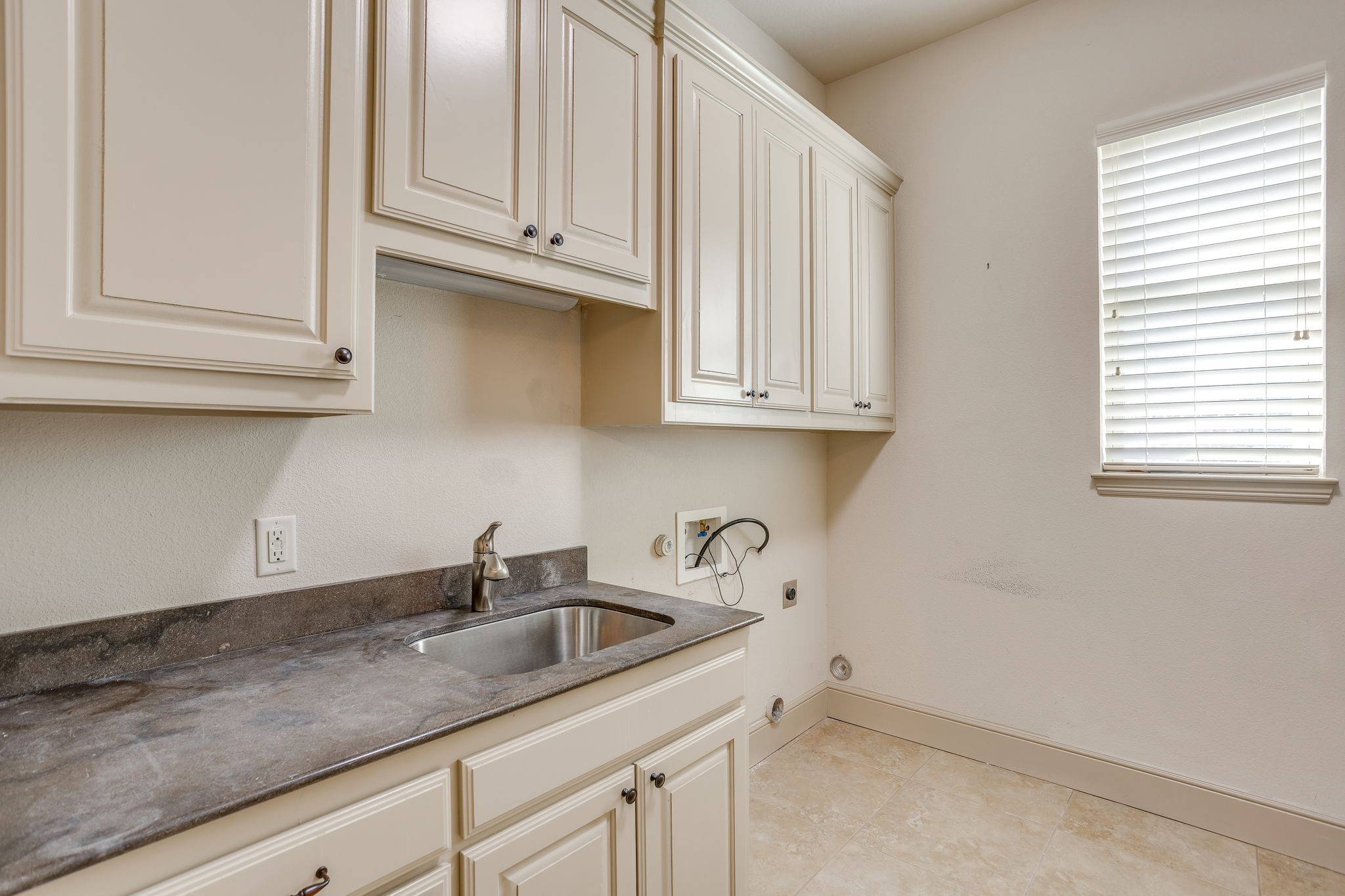2304 Marseilles Court Granbury TX 76048