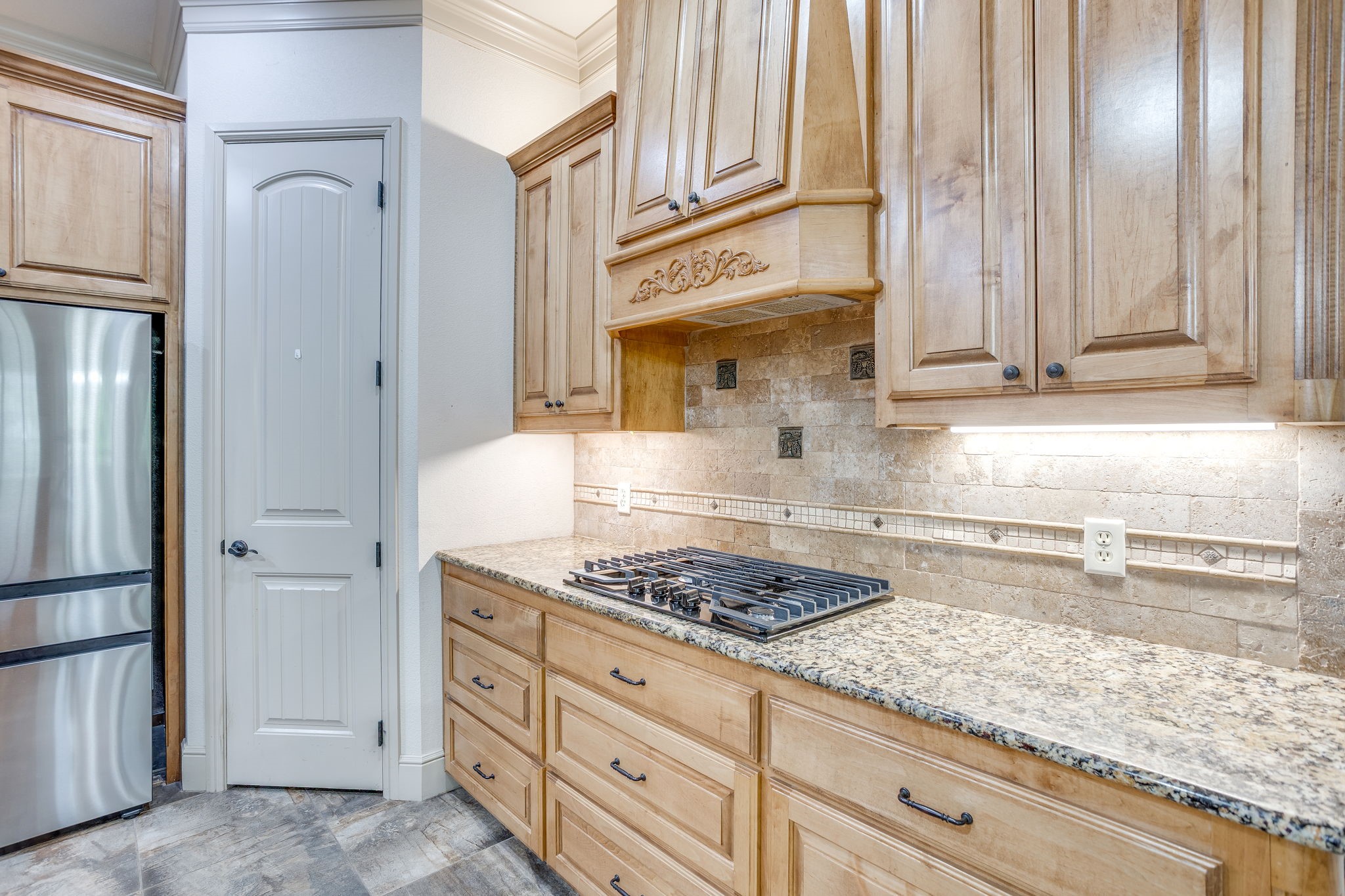 2304 Marseilles Court Granbury TX 76048