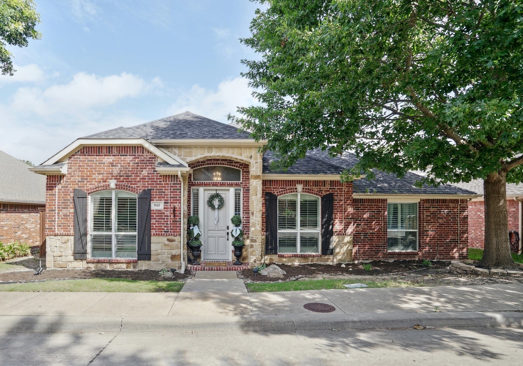 943 Briar Oaks Drive Rockwall TX 75087