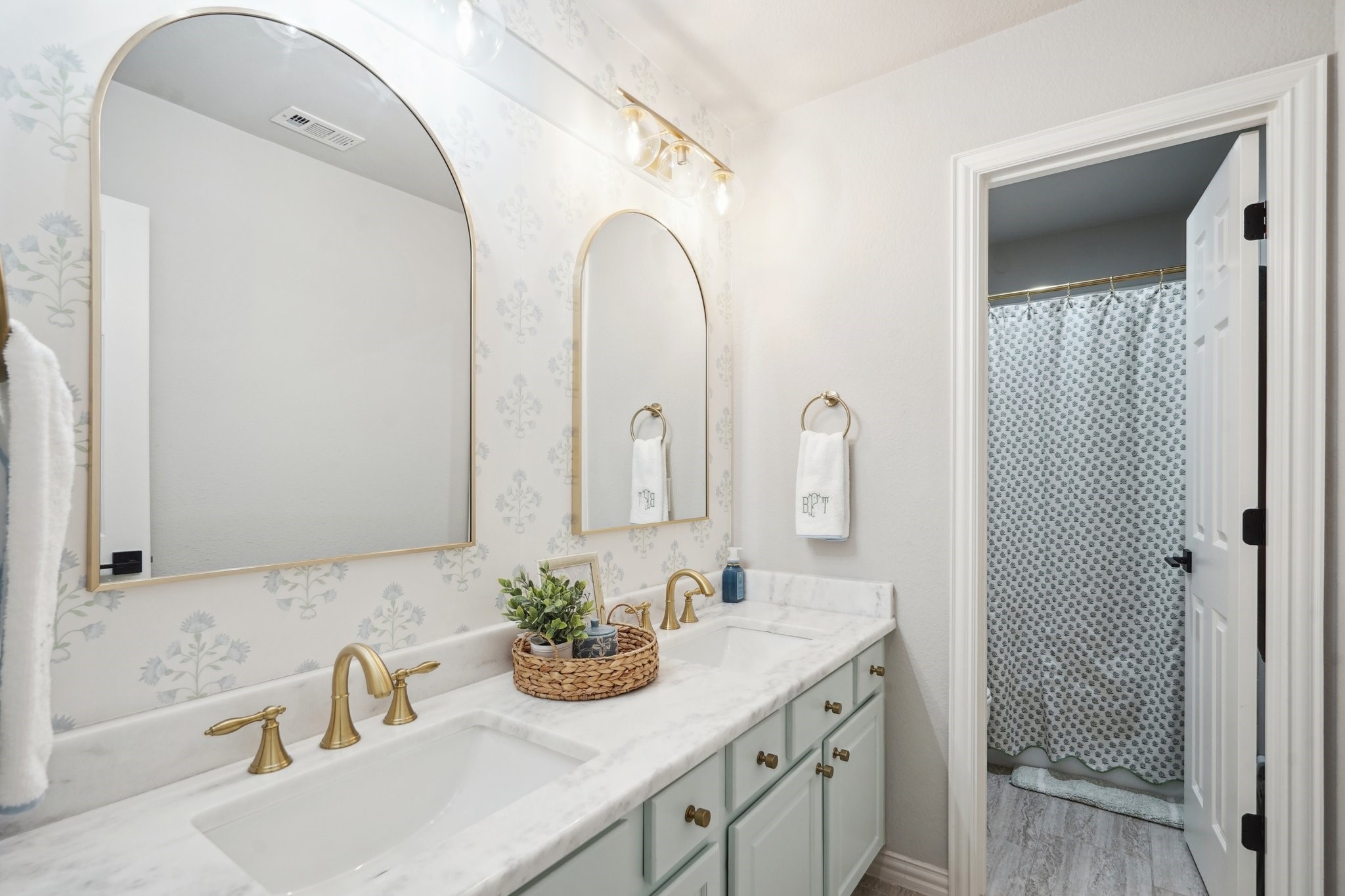 943 Briar Oaks Drive Rockwall TX 75087
