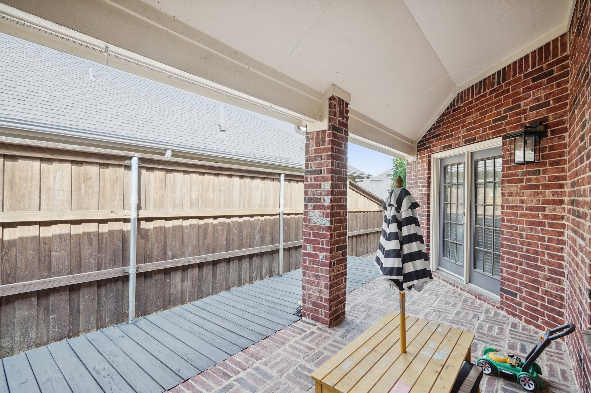 943 Briar Oaks Drive Rockwall TX 75087
